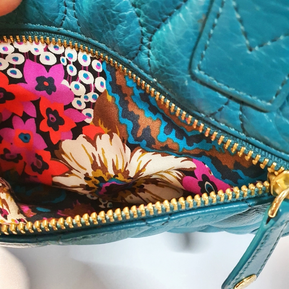 COPY - Vera Bradley Leather Natalie Quilted Dark Teal Crossbody Bag - Picture 4 of 5
